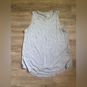Gray tank